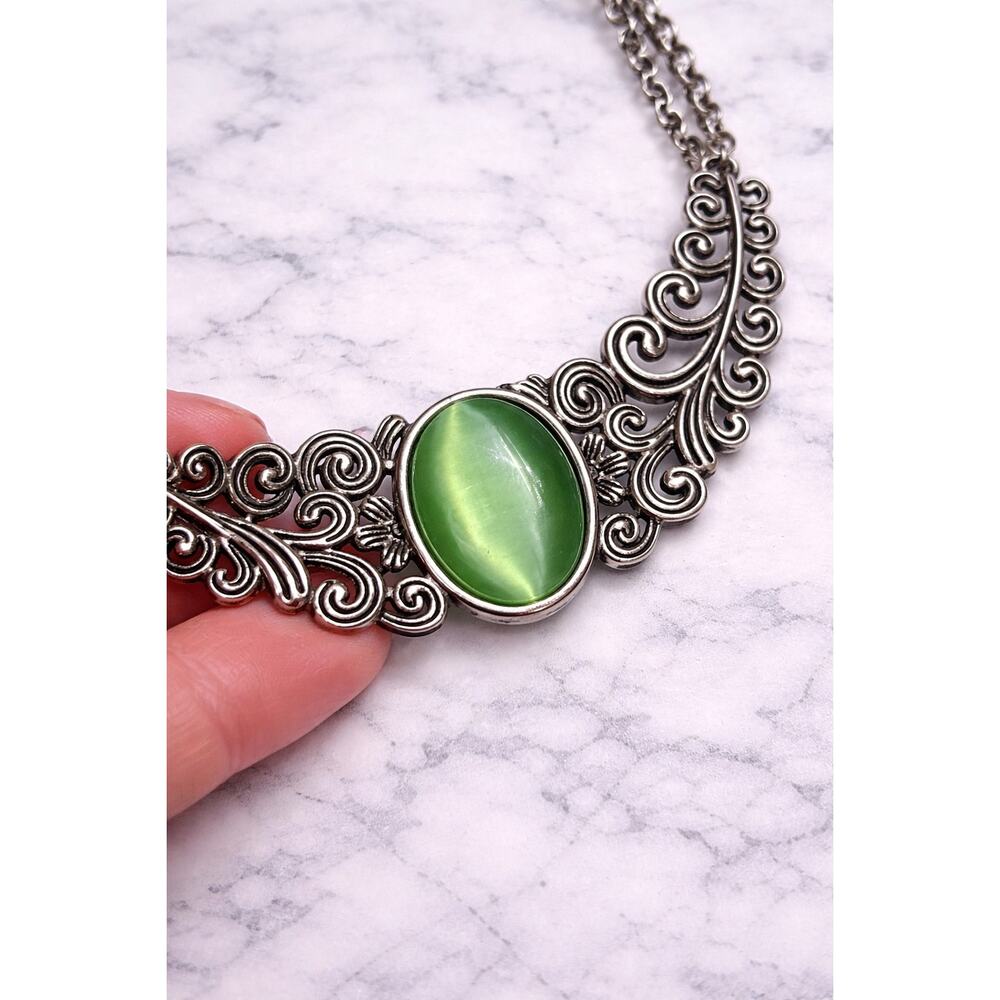 Metal Statement Necklace with Green Cat-Eye Color Stone - Picture 2 of 3